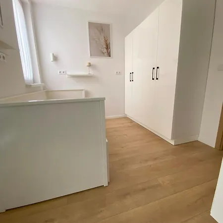 Norah - Liget Apartamento *