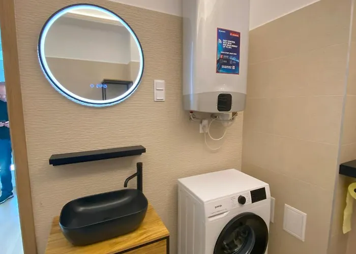 Norah - Liget Apartment *